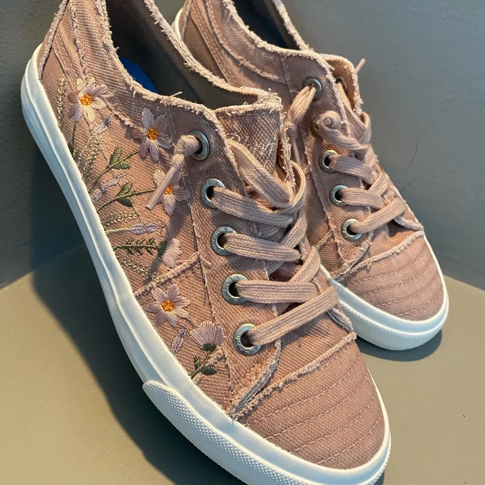 Blowfish Malibu floral Canvas Sneakers - Picture 5 of 8